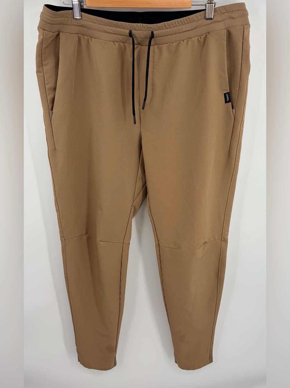 UNRL taupe performance jogger pant men’s XL travel Athleisure lounge